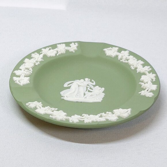 Wedgwood Sage Green Vintage Trinket Dish Vanity Ashtray Jasperware England 1962 - Picture 3 of 6